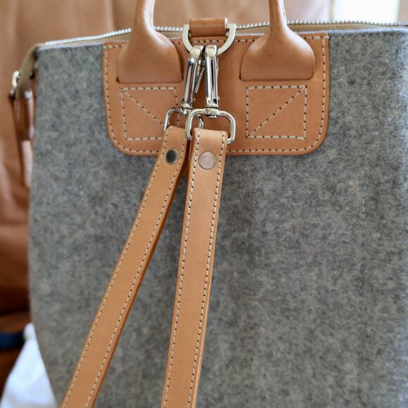 Graf Lantz Bedford Midi Backpack in Granite Merino Wool and Vachetta Leather - Picture 2 of 15